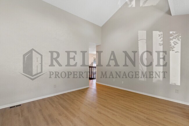 Building Photo - 10919 W Nantucket St