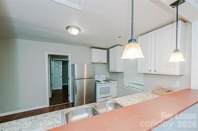 Building Photo - 3214 Kalynne St