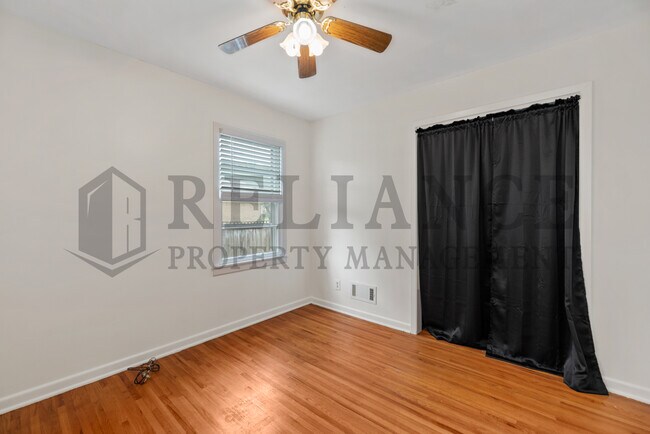 Building Photo - 1144 Prairie Park Rd