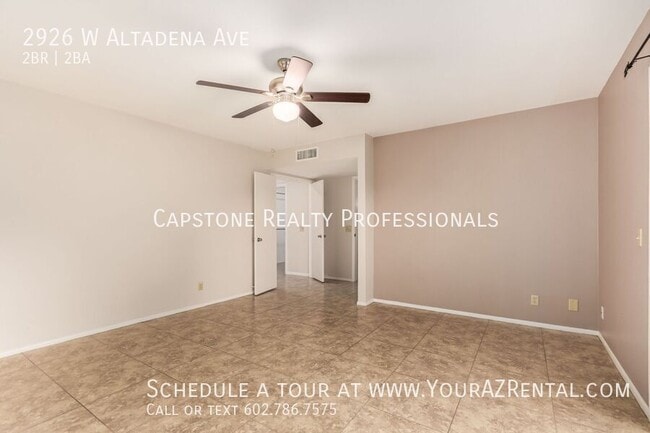 Building Photo - 2926 W Altadena Ave