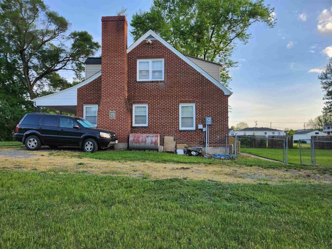 Building Photo - 9577 Shenandoah Dr