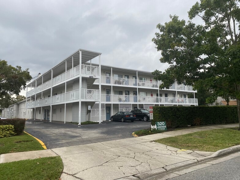 New paint on exterior of Condo 2022. - 320 Lakeview St