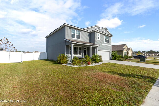 Building Photo - 2411 Oak Stream Dr