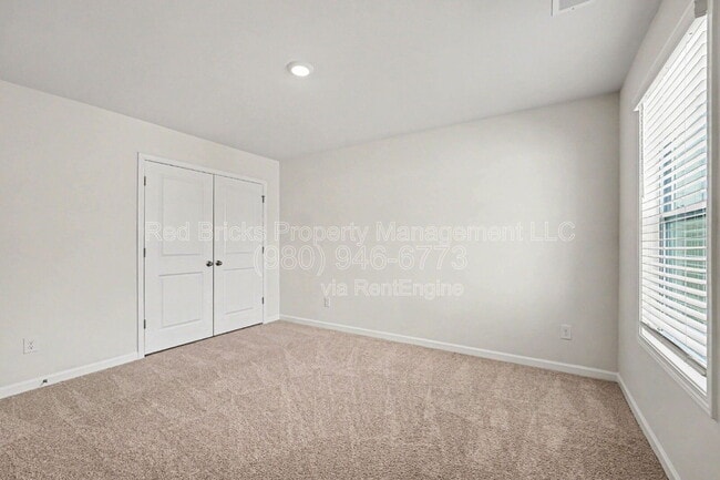 Building Photo - 4178 Steel Wy