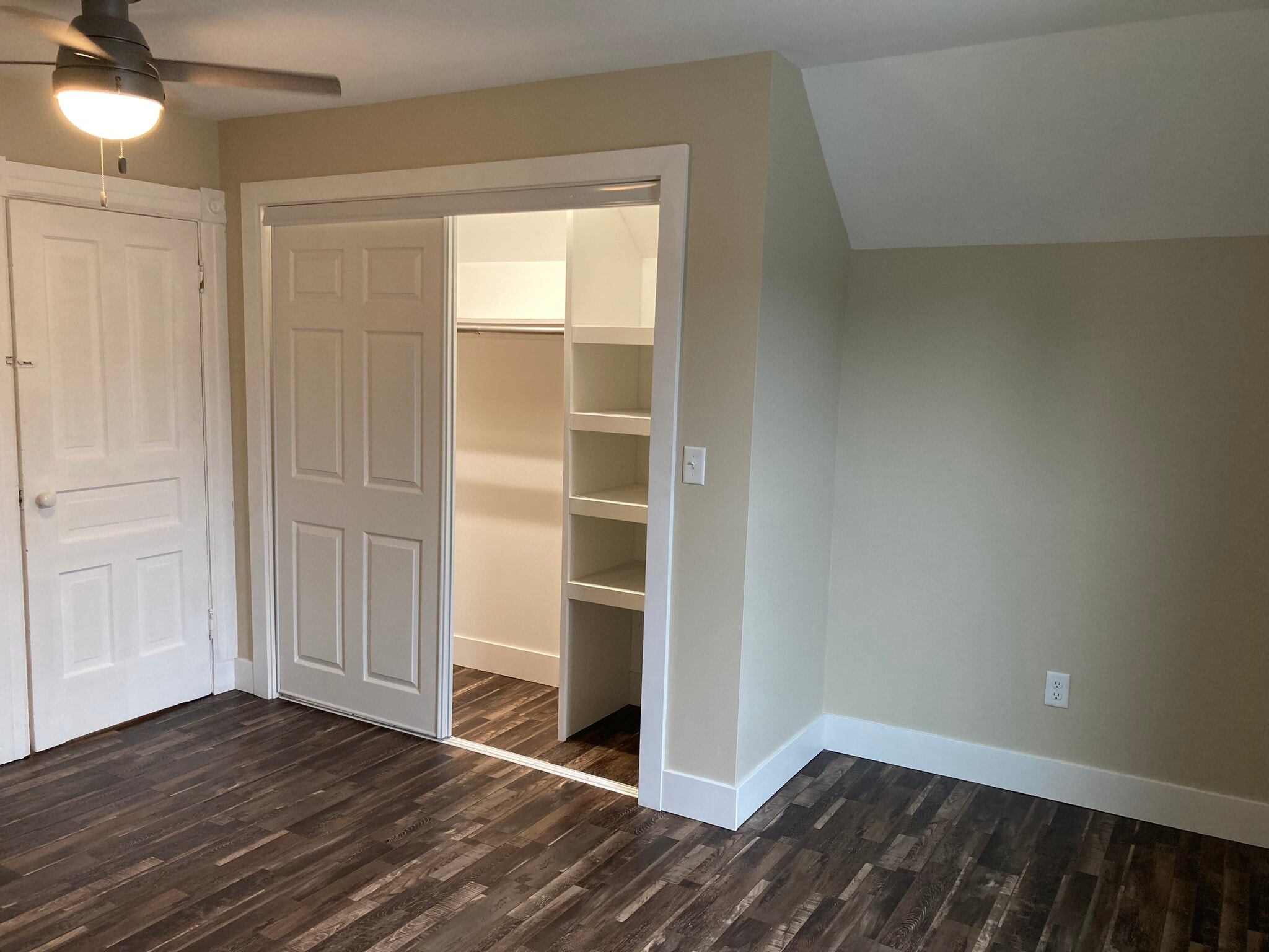 Bedroom 1 - 916 Harrison Ave