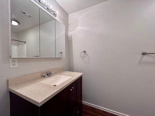 Building Photo - 8800 Clearbrook Trail