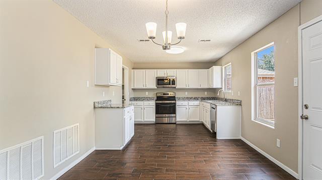 Building Photo - 8732 Hunters Point Way