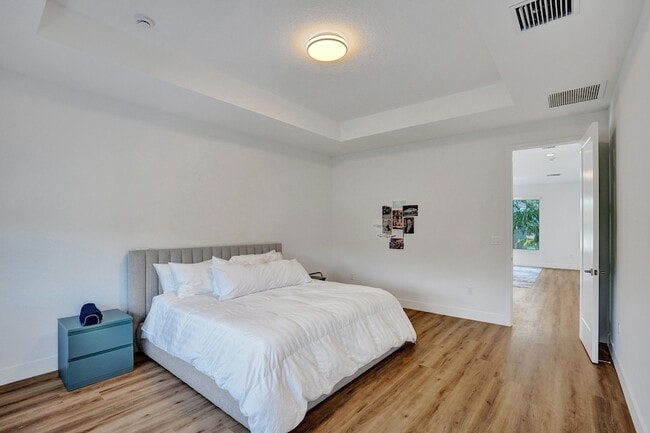 Building Photo - 9140 Silver Marsh Ln