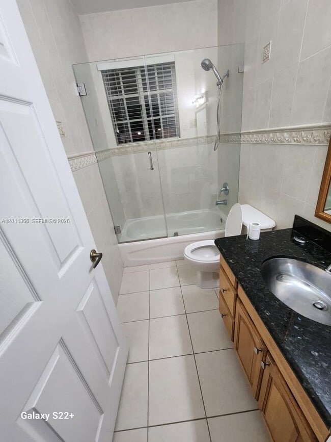 Building Photo - 3187 SW 143rd Pl