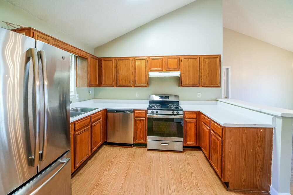 Building Photo - 1214 Foxwood Dr