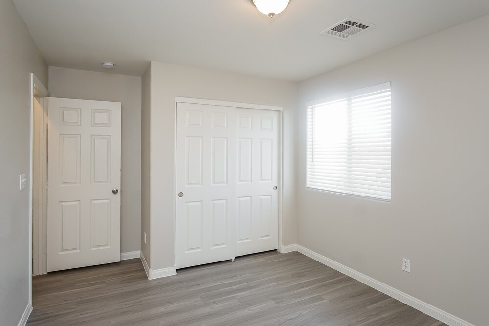 Building Photo - 1136 Lilac Charm Ave