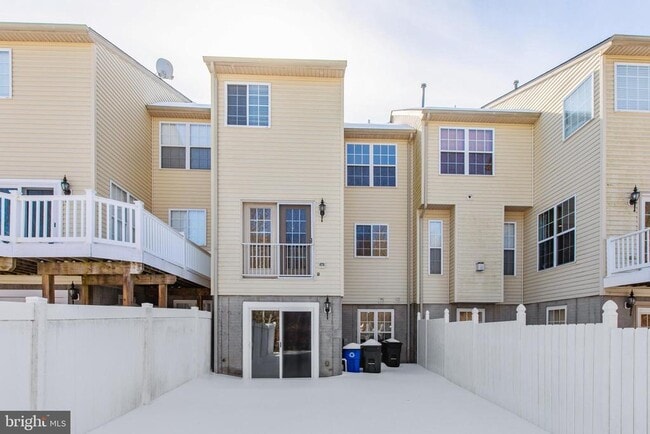 Building Photo - 618 Berwick Ct