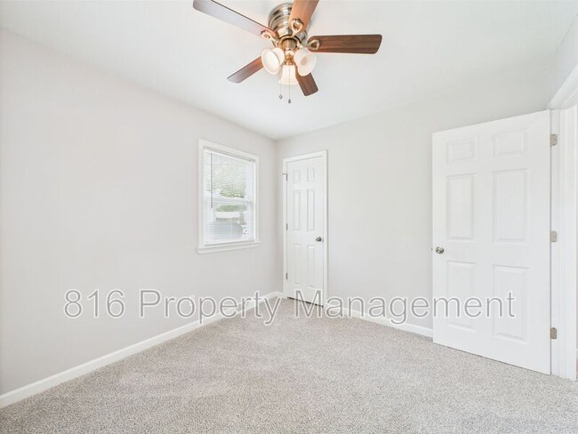 Building Photo - 10525 Skiles Ave