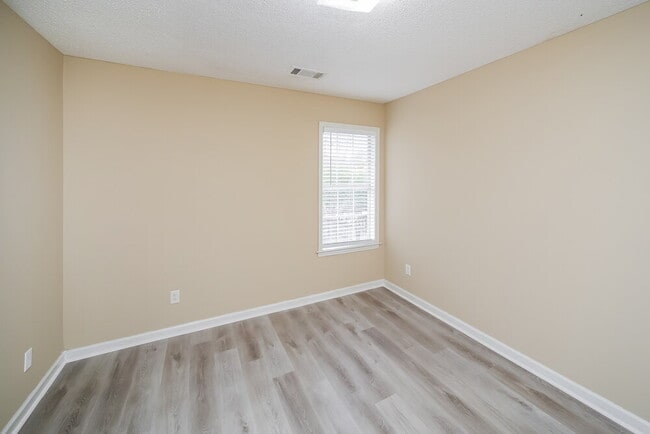 Building Photo - 8328 Branchwood Ln