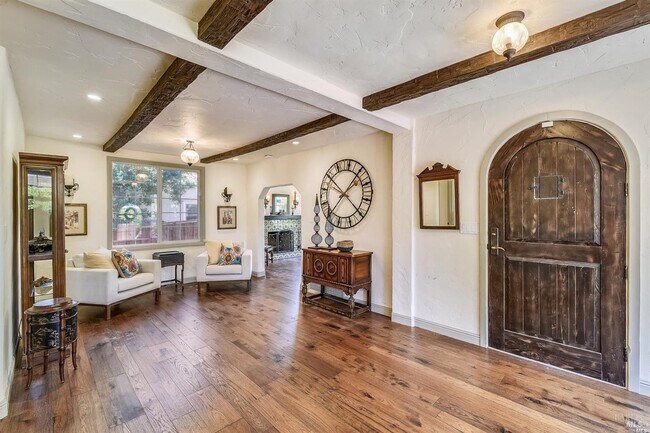 Building Photo - 9 El Camino Real