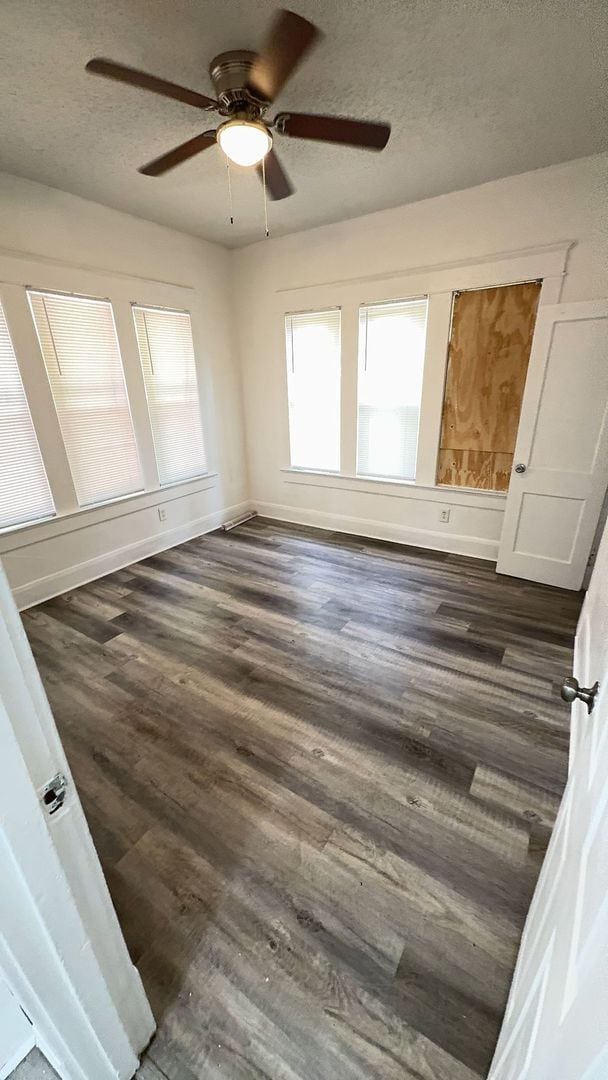 Building Photo - 3/1.5 Historic Bungalow Home in Tampa/Ybor...
