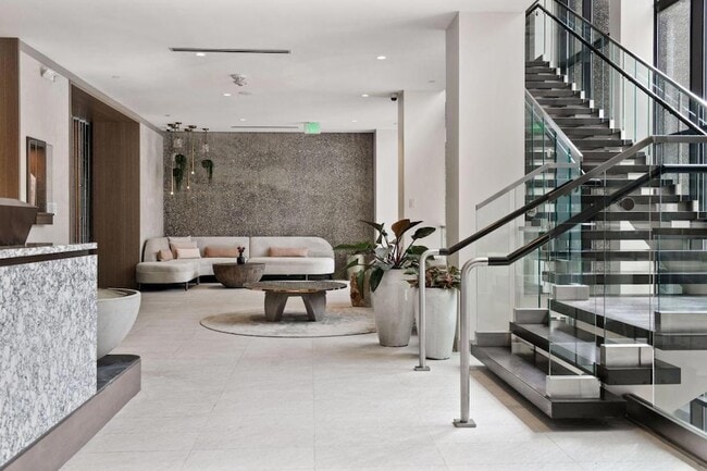 Building Photo - 201 S 11th St