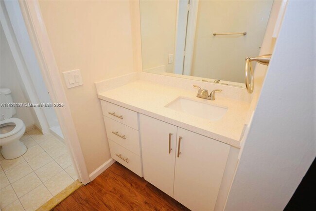 Building Photo - 5100 SW 64th Ave