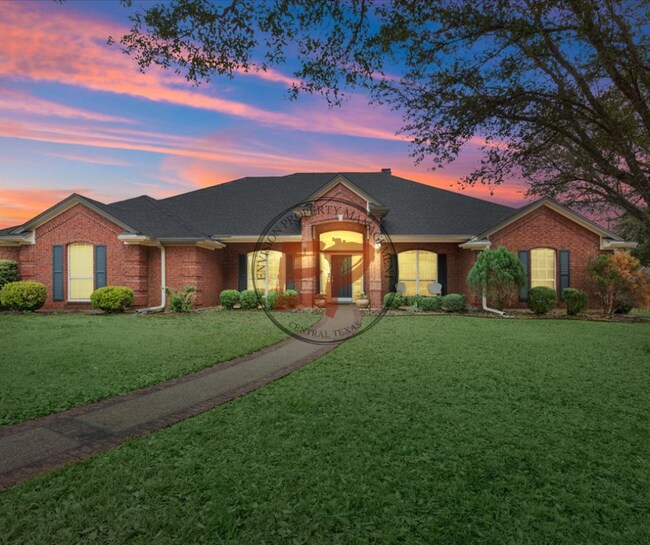 Primary Photo - 122 Greentree Dr