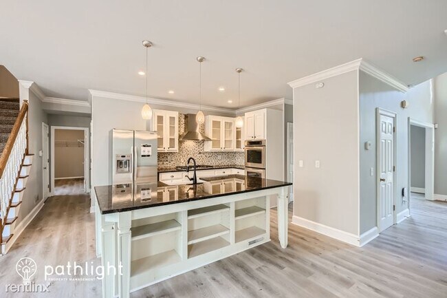 Building Photo - 4 br, 3 bath House - 5390 Overbend Trl UNIT