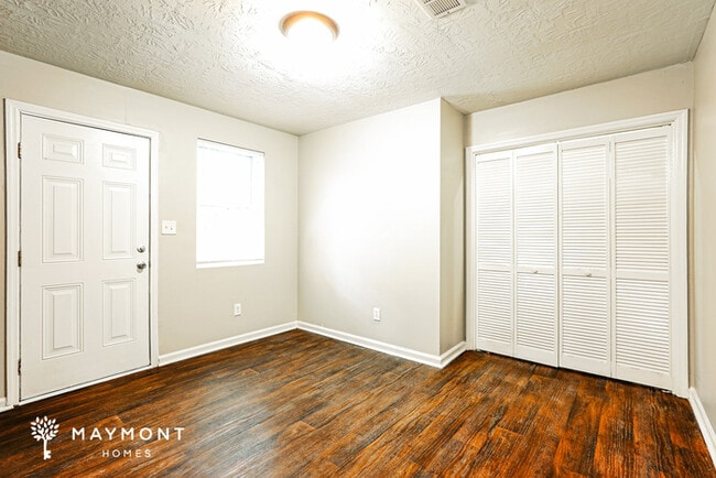 Building Photo - Charming 4 Bedroom in Augusta!
