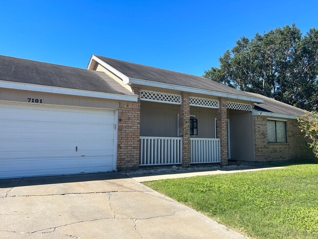 Primary Photo - 7101 Premont Dr