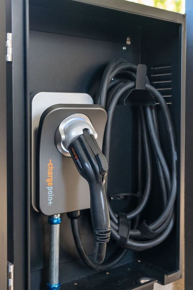 Building Photo - 6957 E Osborn Rd