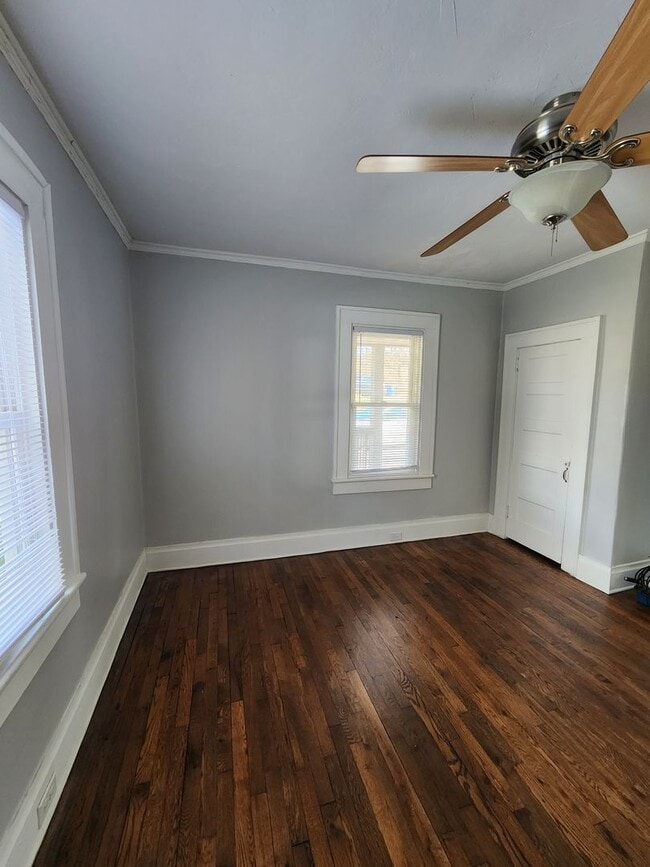 Building Photo - West Asheville Bungalow