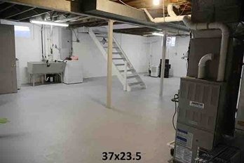 Building Photo - 1683 N Longview St
