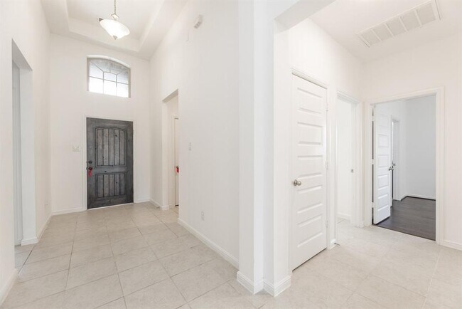 Building Photo - 11810 Apple Harvest Ln