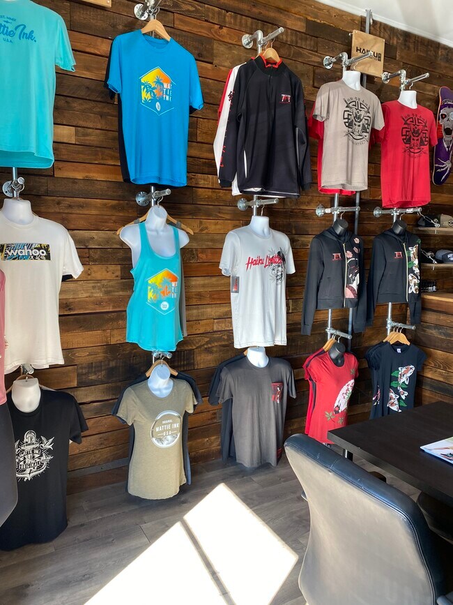 Building Photo - 120 N Pacific St