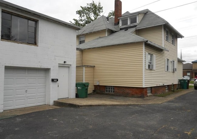 Building Photo - 293-297 E Prospect St