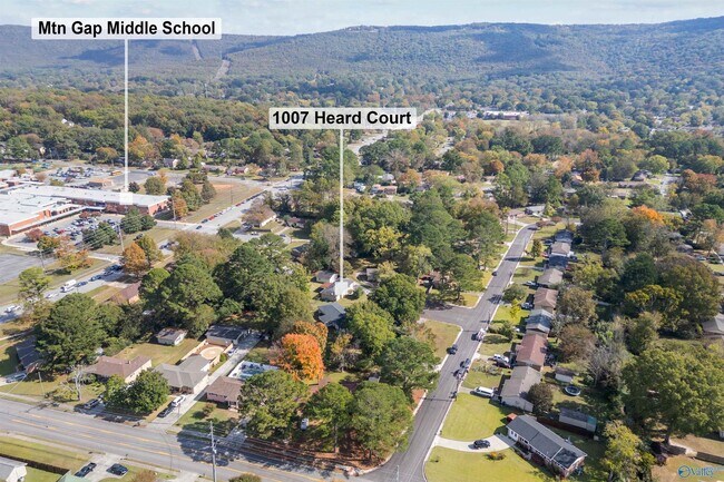 Building Photo - 1007 Heard Ct SE