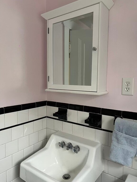 Building Photo - 28 Webb St