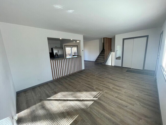Building Photo - Newly Renovated 4 Bed 2 Bath House Near CSU!
