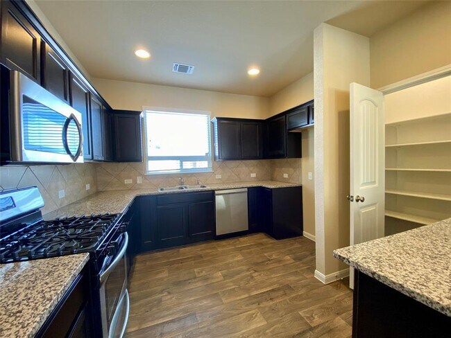 Building Photo - 3012 Tilmon Ln.