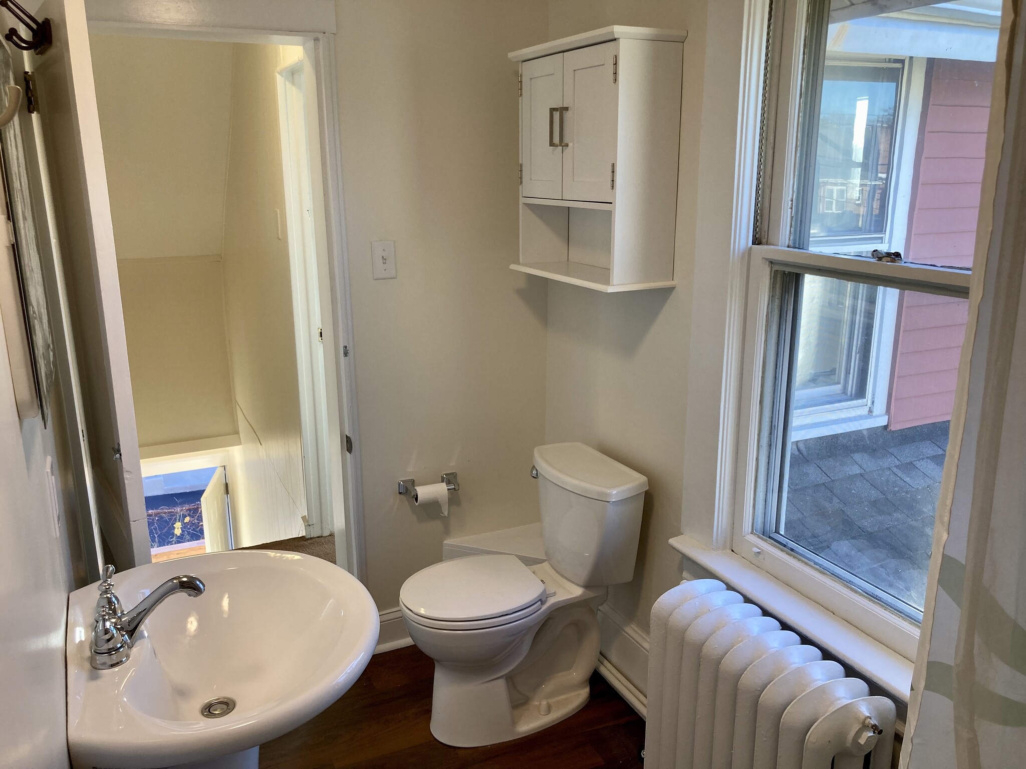 Building Photo - 502 Bell Rd