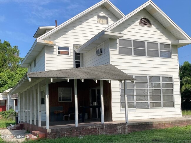 Building Photo - 5104 Palmer Ave