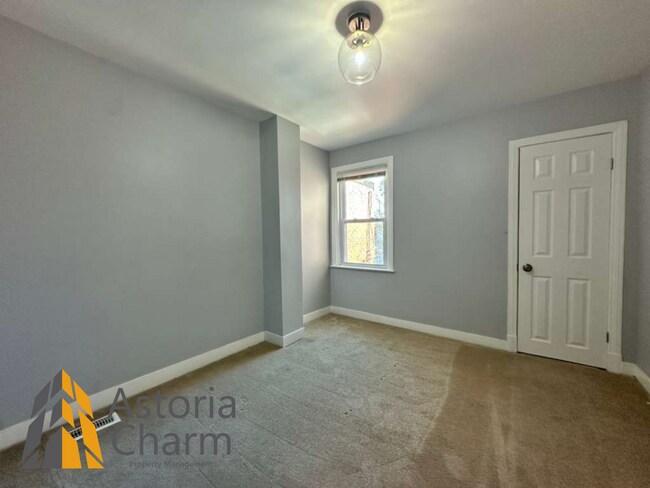 Building Photo - Spacious 3BR/2BA Home with Finished Baseme...
