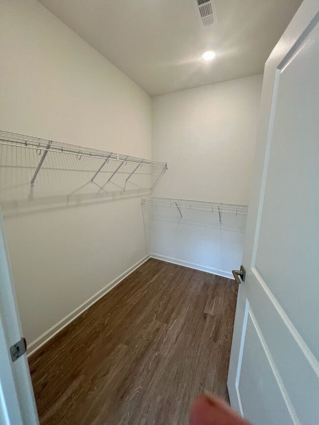 Building Photo - Brand New, 1 bedroom in Beacon Landing