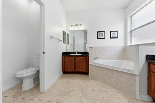 Building Photo - 4704 Blue Diamond St