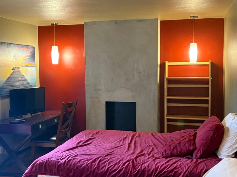 Building Photo - 105 Robert Dr