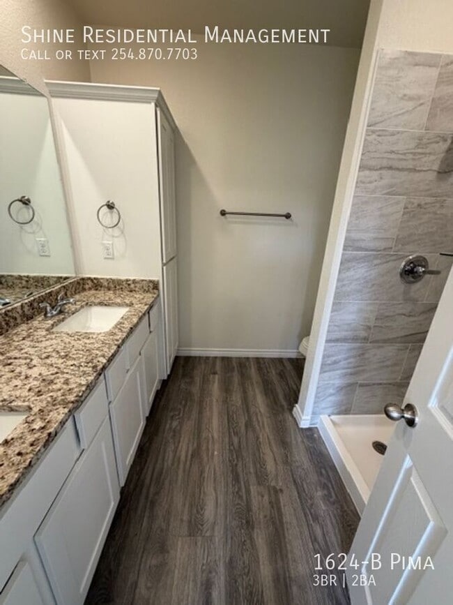 Building Photo - 1624-B Pima-