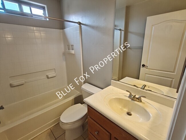 Building Photo - 12232 N Sora Pl