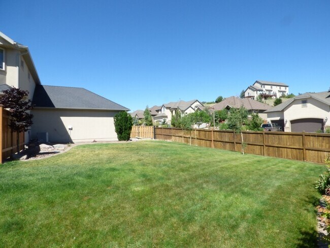 Building Photo - 15443 Falcon Ridge Dr