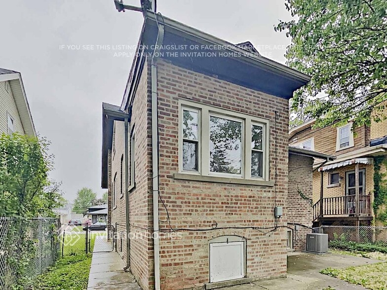 Building Photo - 2845 Atlantic St