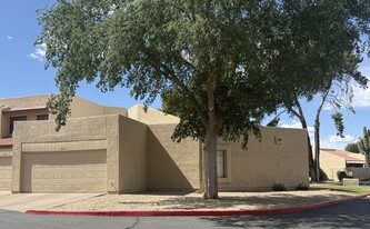 Building Photo - 4122 W Calavar Rd
