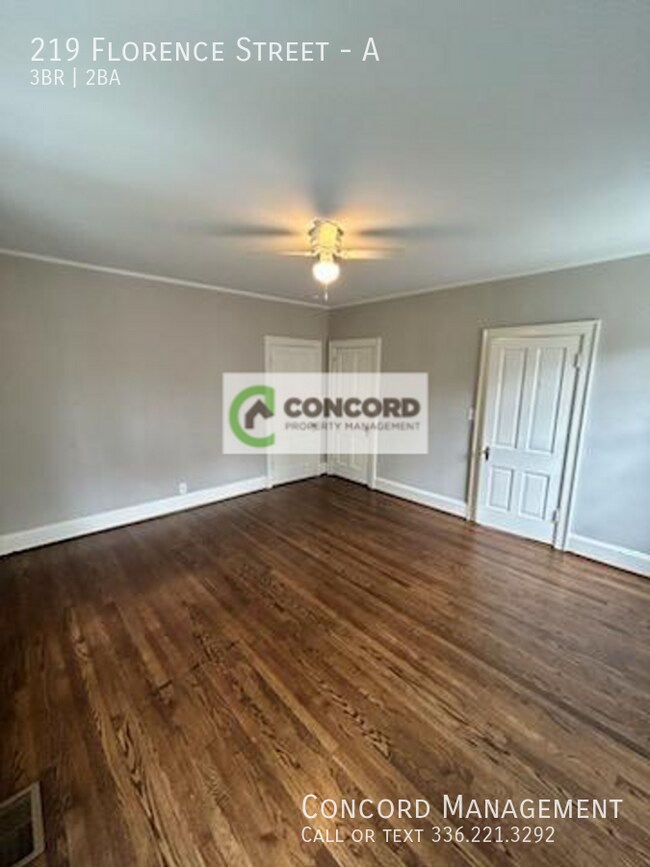 Building Photo - 219 Florence St