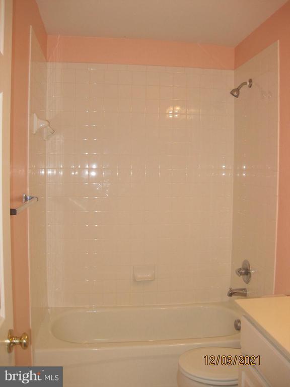Building Photo - 48 Battlefield Dr