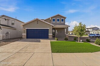 Building Photo - 12365 Desert Vista Ave